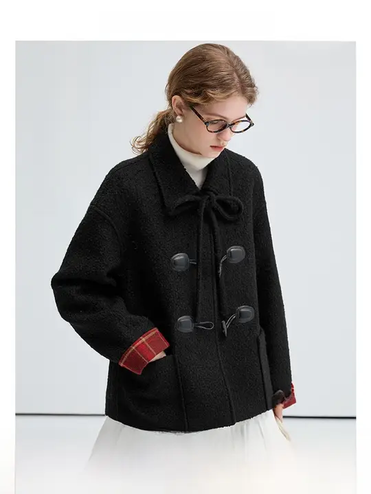 VEGA CHANG メリノウール製 レディースコート【秋冬用・ダッフルコート・ボタン付き】