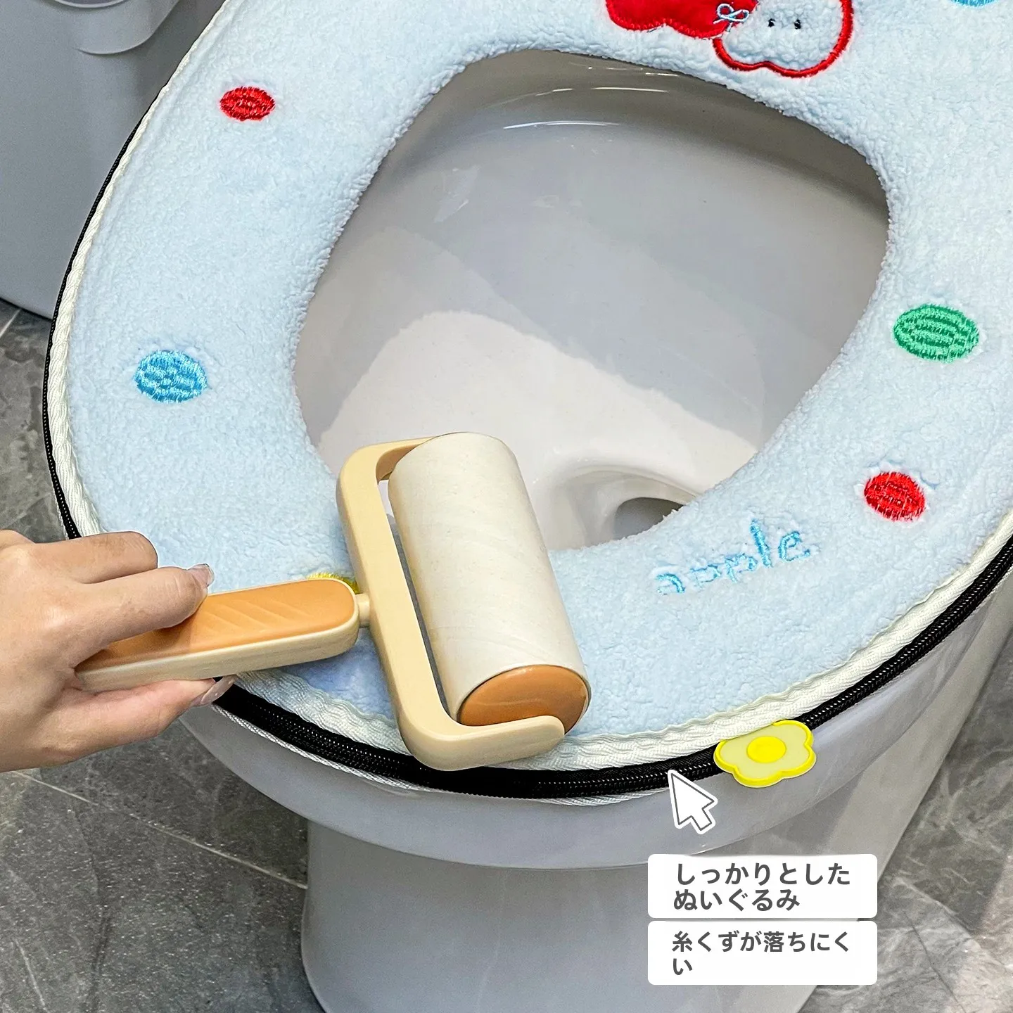 かわいいトイレ用マット：冬用防水厚手タイプの実用性と設置方法