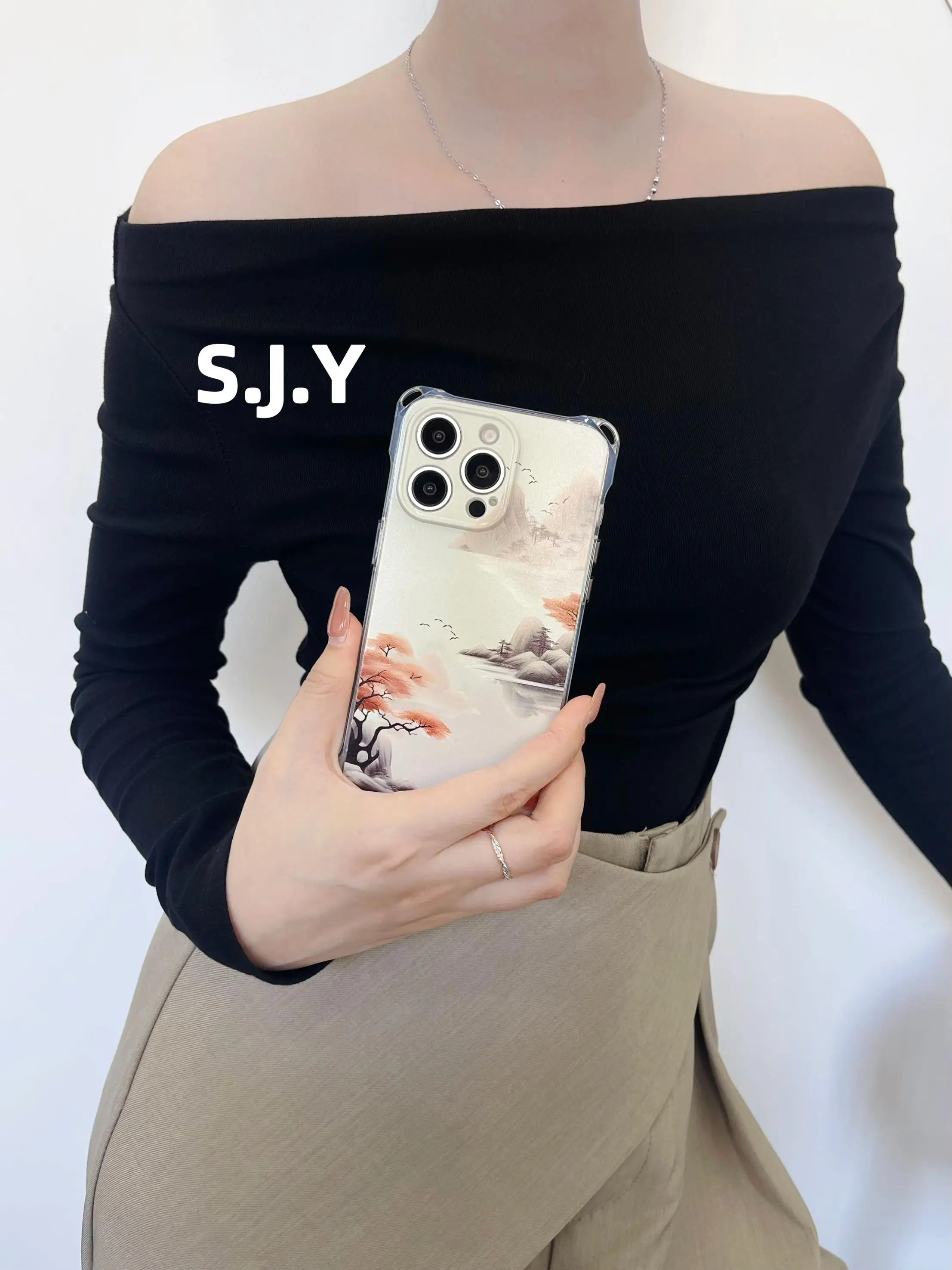 レトロ中式四角形スマホケース：四隅掛け可能で持ち運びに最適なデザイン