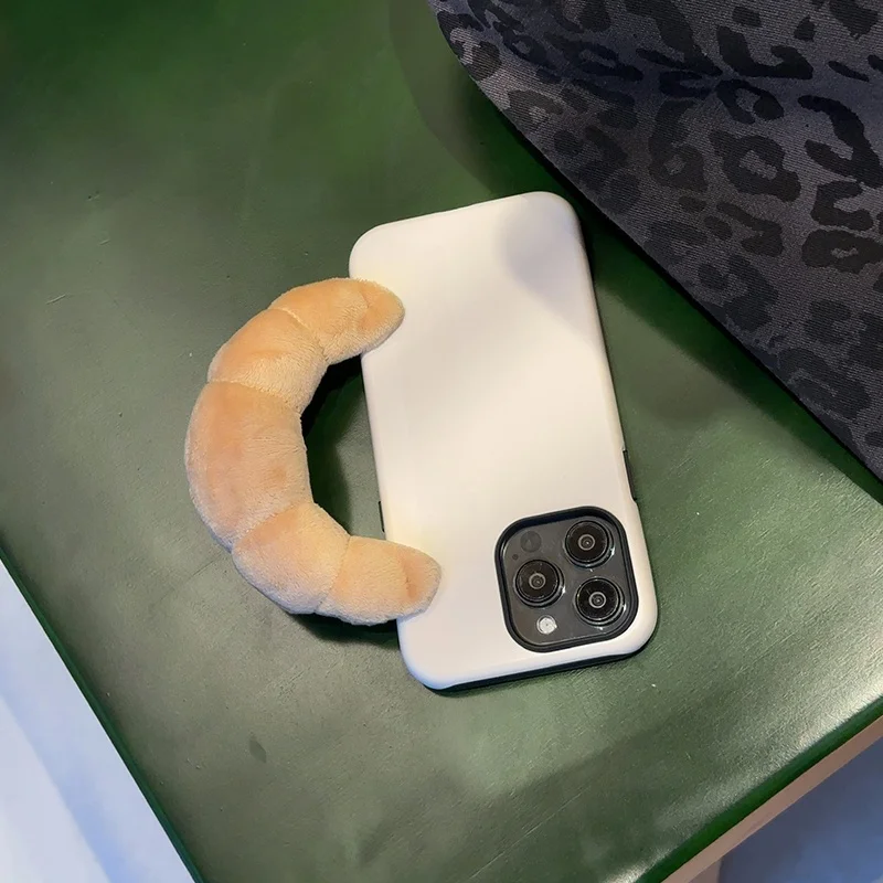 スマホを手に持つたびに心が温まる——「スマホバンカーリング」に合う、最高の手提げ式ケースは？