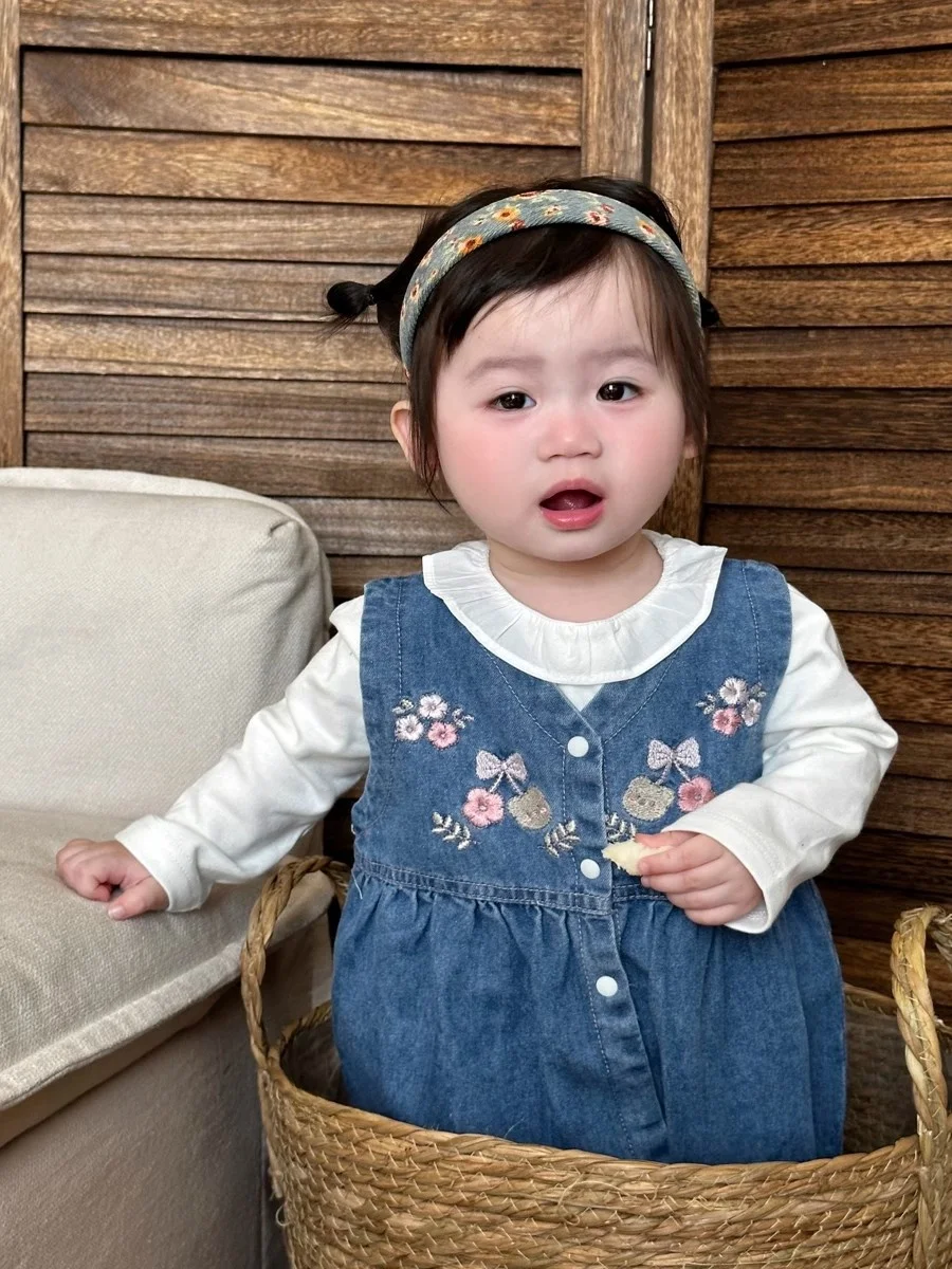バースデー ベビー服はどう選ぶ？刺繍デニムとフリルのセットアップが解決する3つの悩み
