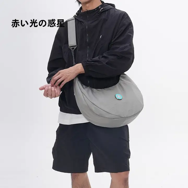 ユニセックス 斜め掛けバッグ【通勤・外出用・軽量・便利】