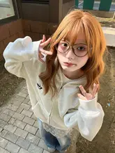 グレーカラーのフルジップフーディー【コットン製・カジュアル・フード付き・女性用】