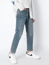 スリムフィットのストレートデニムパンツ【メンズ・ウォッシュ加工・テーパ ードデザイン】（セットアップ対応）