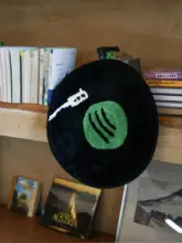 Spotifyレコードデザインの手作りラグ【円形・滑り止め・インテリア用・ギフト・車用】