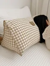 北欧風 コットン製 三角クッション【お子様部屋用・洗える・可愛いデザイン】