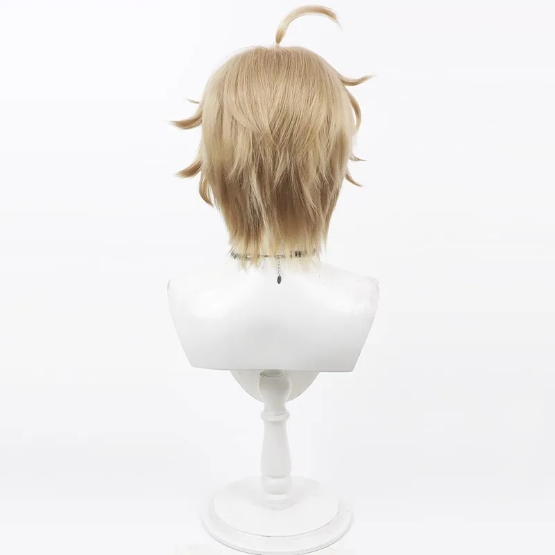 くせ毛 ウルフ ショートに合うスタイルは？浅茶色レイヤーカットウィッグで解決する3つのポイント