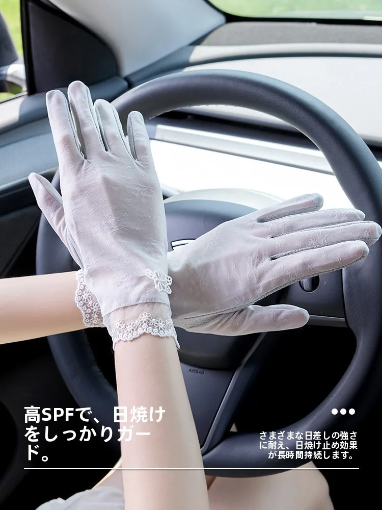 夏の女性用日焼け防止手袋：紫外線対策と通気性を兼ね備えたアウトドアスタイル
