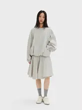 キュートな少女のコーディネート【フラワーバルーンシャツ・プリーツスカート】（セットアップ対応）