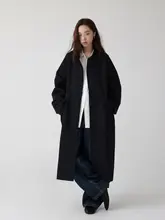 極簡スタイルのロングコート【通勤向け・立襟・シルエット重視】