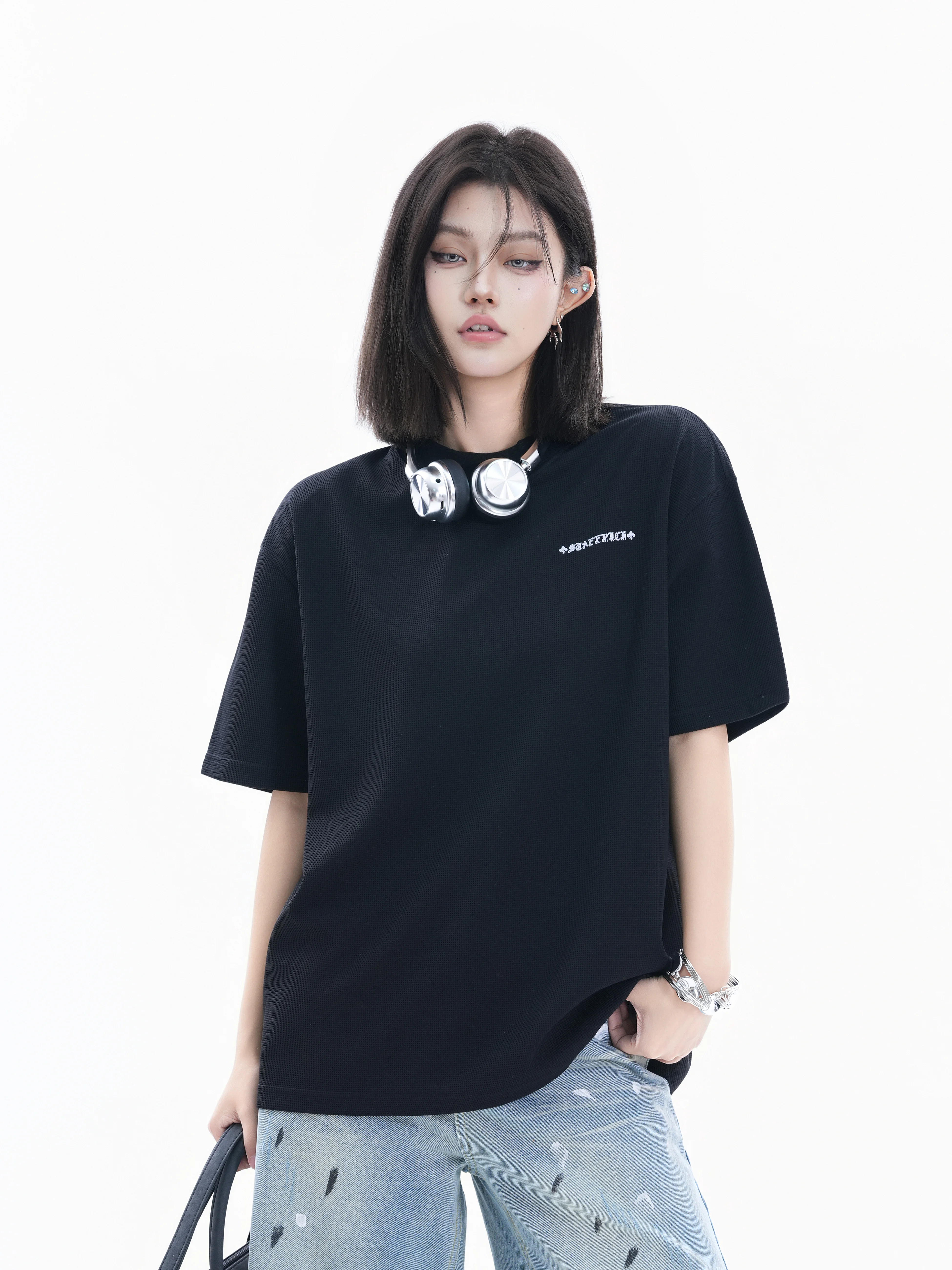 ピチピチ tシャツとは？球球デザインのヴィンテージ風プリントTシャツの実際の特徴と使い方