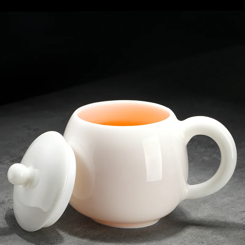一人暮らし新生活をだけで揃えたら総額いくら？手作りの白磁茶杯の予算構成