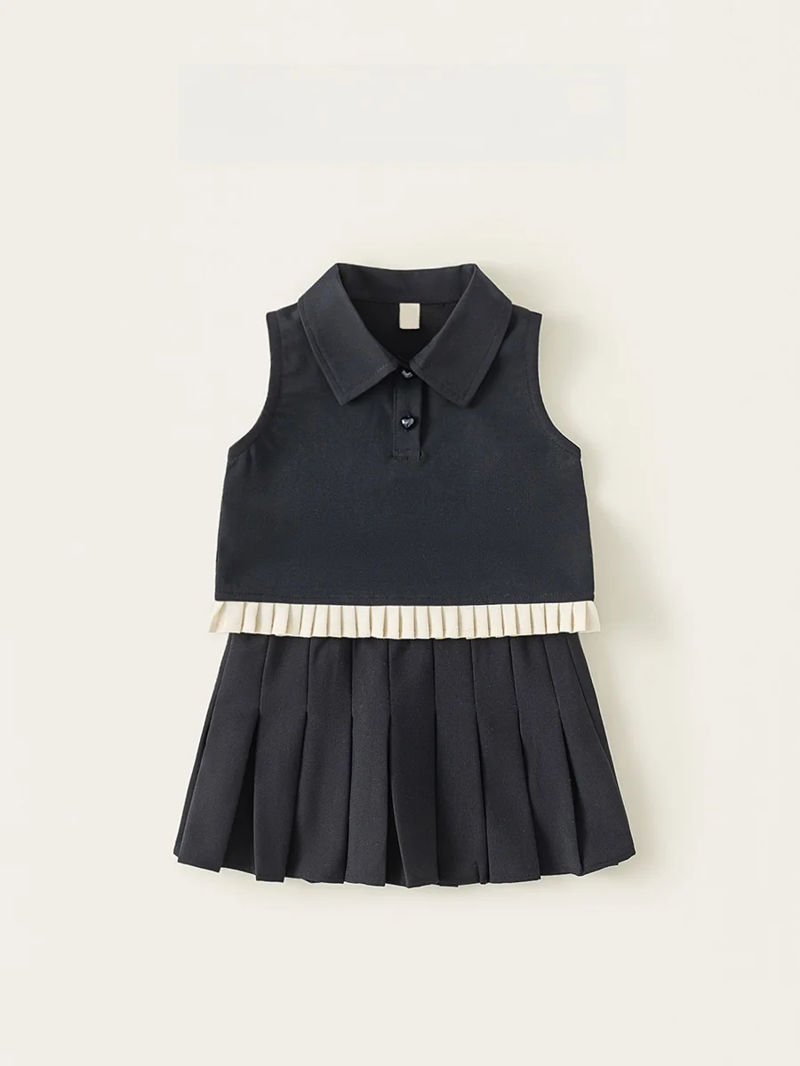 1歳誕生日に祖父母に贈る服はどう選ぶ？エレガントな夏のセットアップがおすすめ