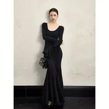 黒のストレッチフレアスリーブワンピース【秋冬用・タイトフィット・フィッシュテールデザイン】