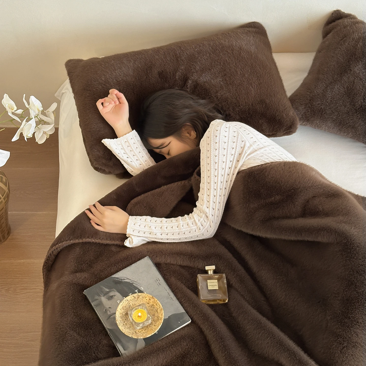 ビーズクッションは頭痛に良いの？実は、もっと心地よい眠りをつくるための「リラクゼーションアイテム」の秘密とは？