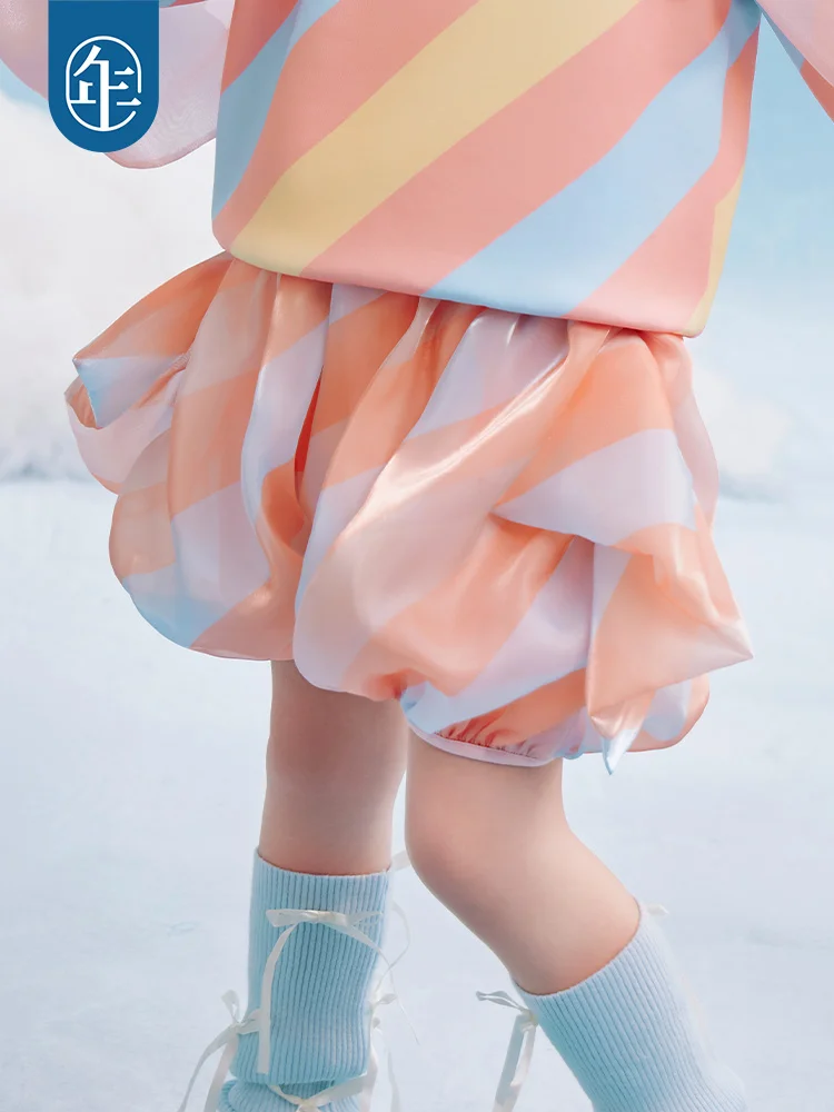 2歳女の子用ショートパンツ：甘美な花苞デザインで秋・春に最適な通気性スタイル