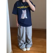 猫柄デザインのゆったりとした半袖Tシャツ【コットン・ネイビー・カジュアルスタイル】