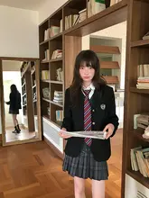 黒いジャケット【フィット感・学校制服風・スカート付き】（セットアップ対応）
