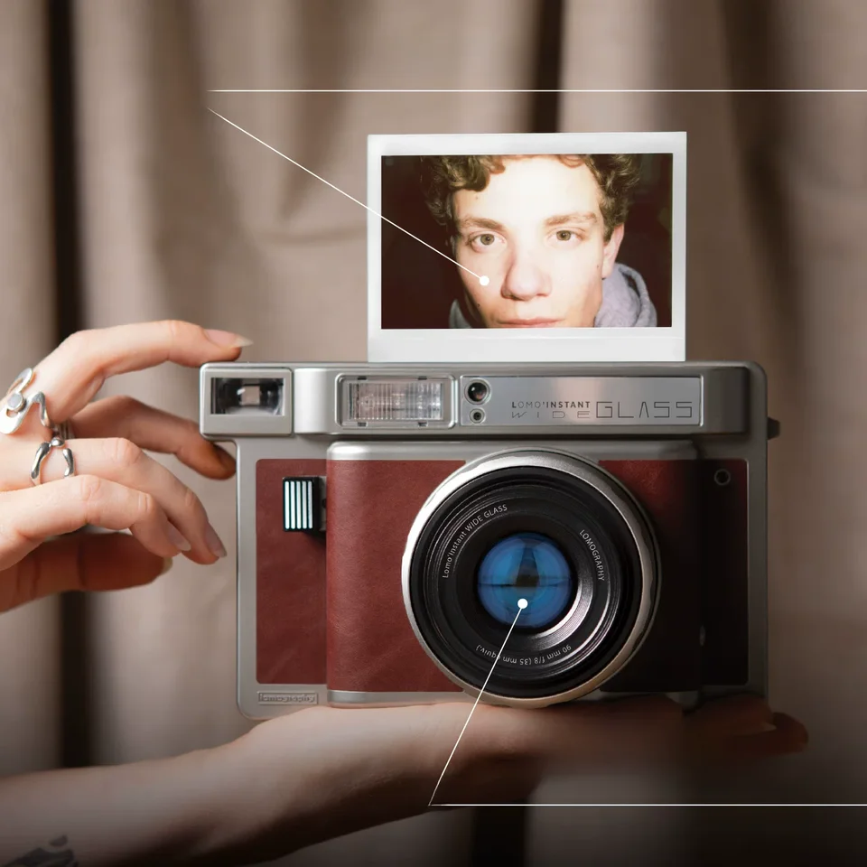 Lomo'Instant Wide Glass用 幅広ガラスレンズ付きインスタントカメラ
