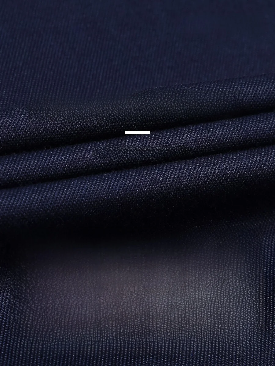 作業着タイプのカーゴパンツを選ぶべきタイミングは？北羅の夏用作業服が答えを教えてくれる