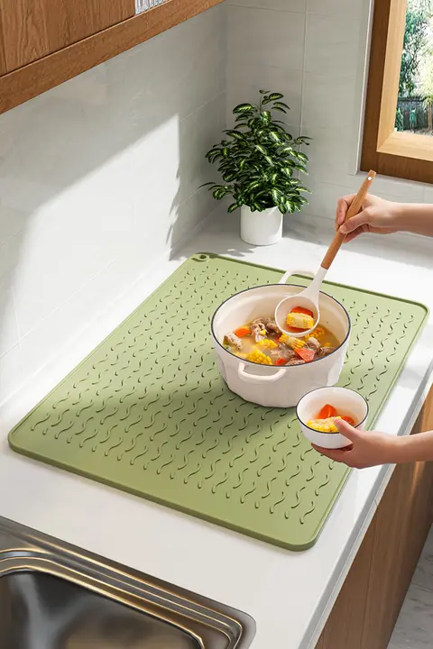 シリコン製 吸水マット【キッチン用・食器・鍋・テーブル用・防水】