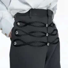 ストライプデザインのワイドパンツ【フレア・メタルボタン・快適な着用感】