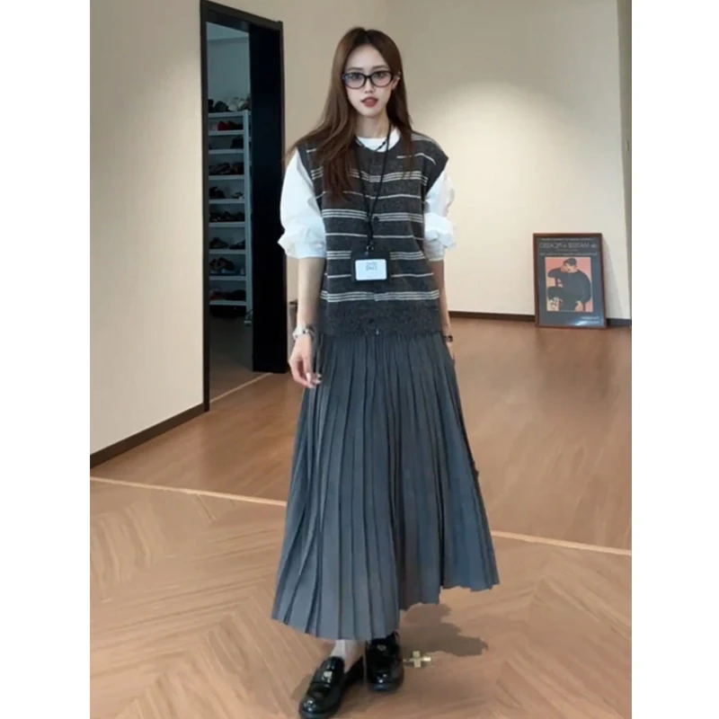 ジャンパースカート コーデ 2026春 完全ガイド　レギンス・ブラウス・ショートパンツのバランス術