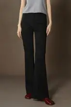 OUZZY 超細身デザインのハイウエスト黒デニムパンツ【伸縮性・ブーツカット・四季用】