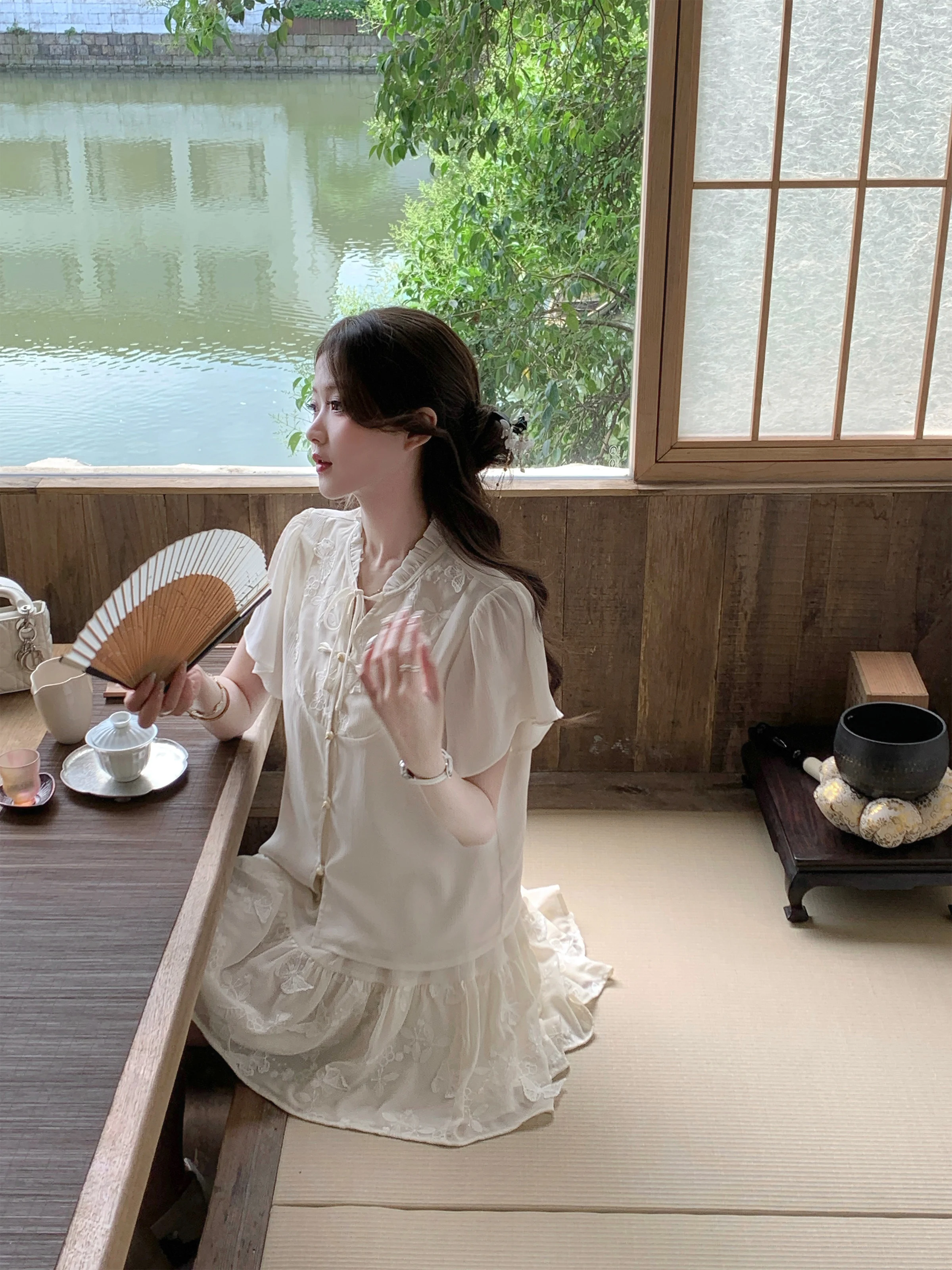 新中式茶服開衫半裙：女性法事平服的国风禅意选择