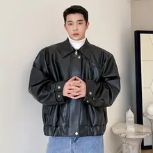 レトロデザインの短めレザージャケット【ユニセックス・バイカー型・おしゃれな街着】