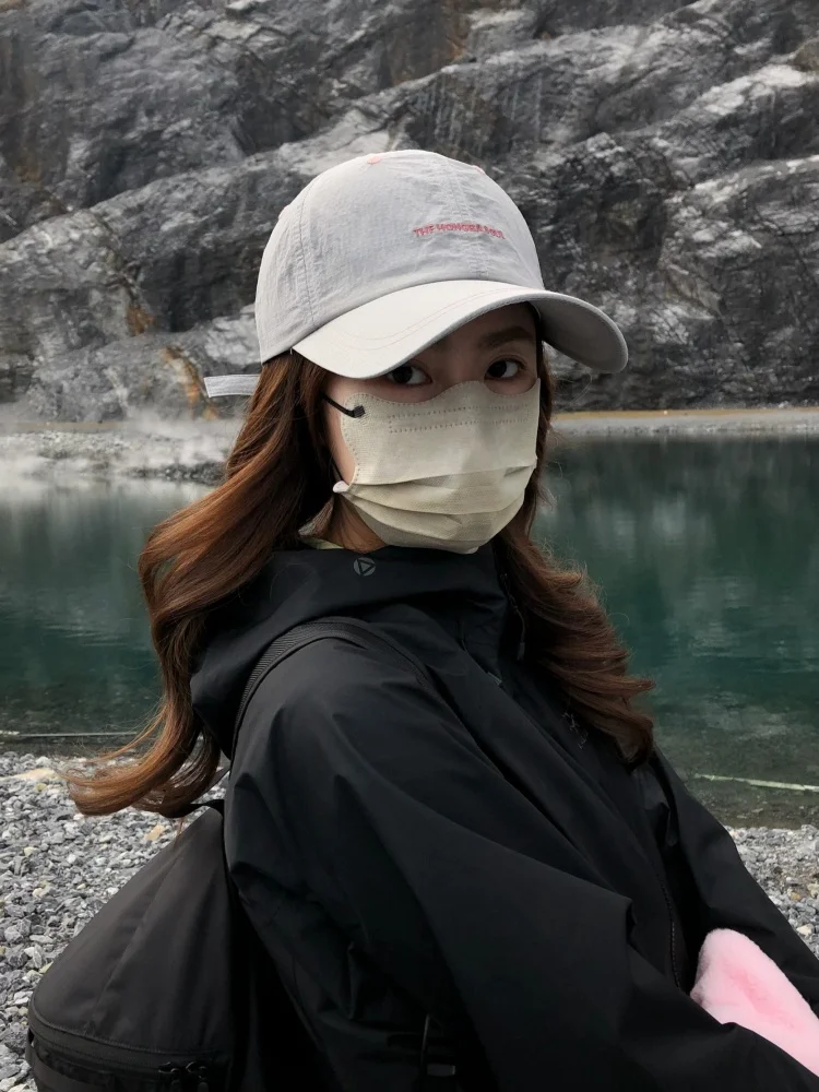 アウトドア女子が夏に選ぶべきキャップは？デザインと機能のバランスがカギ