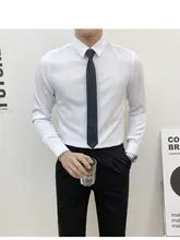 シンプルなデザインの長袖ホワイトシャツ【ビジネス・カジュアル・形状安定】