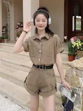 カーキ色のファッショナブルな女性用ワイドシャツとショートパンツ【夏用・韓国風・ゆったりサイズ・おしゃれ】（セットアップ対応）