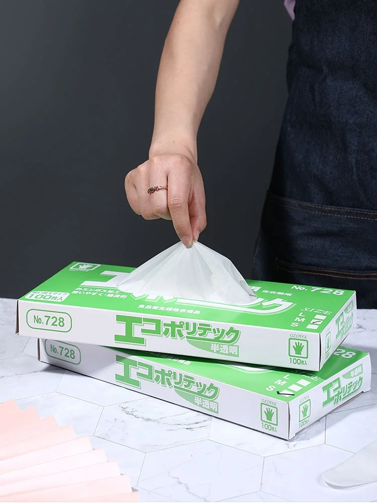 使い捨てプラスチック手袋【食品用・厚手・キッチン・美容用】の便利グッズとしての実用性と価格帯を解説