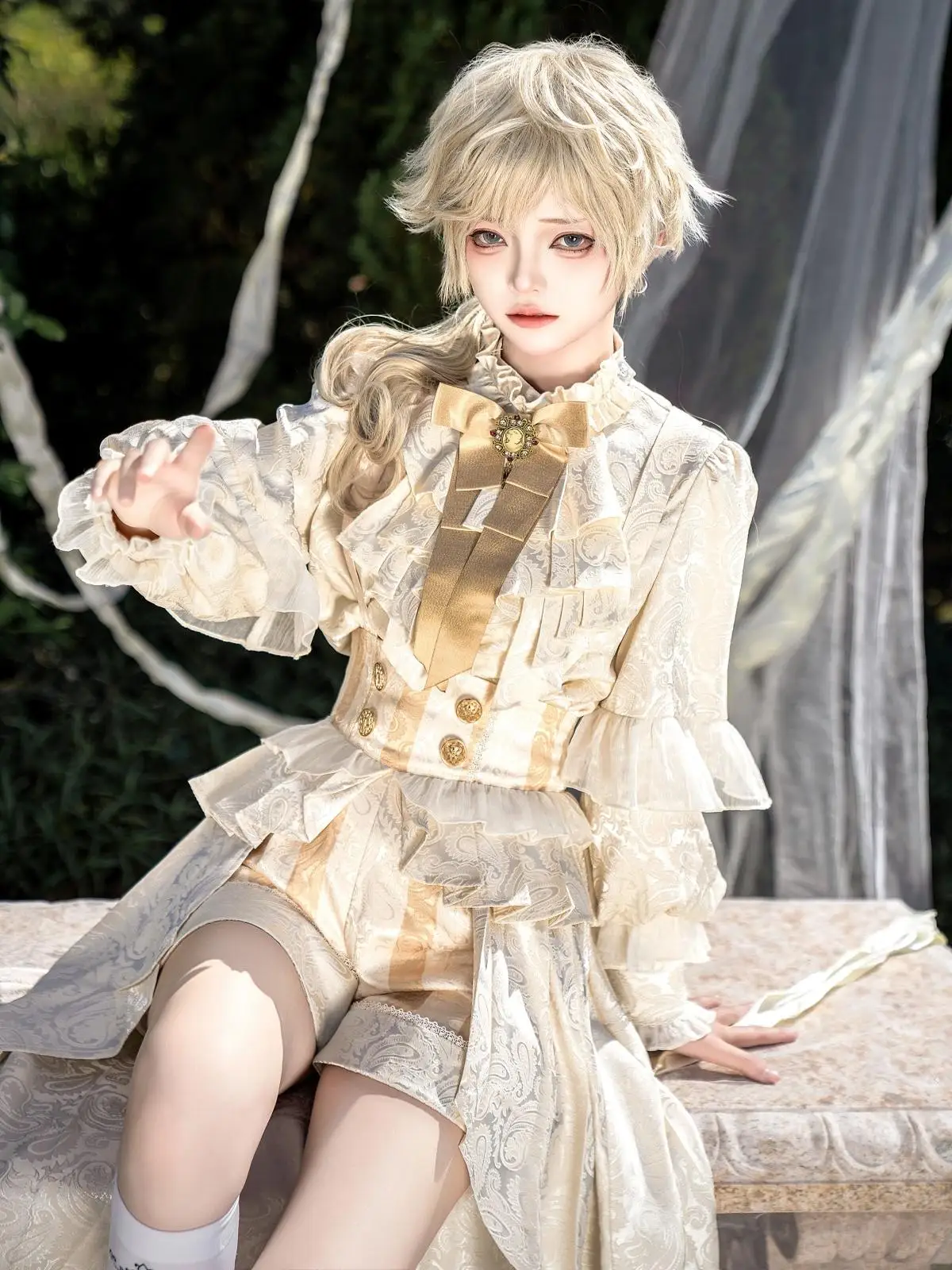 古着セットアップはどんな風に着る？「小王子風ロリータスタイル」がカジュアルな日常に与える変化とは