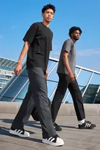 UZIS 速乾性スポーツパンツ【夏用・薄手・カジュアル・ストレートフィット・男性用】
