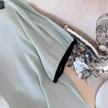 Vネック雪纺シャツ【夏用・ゆったりサイズ・短袖・体型カバー】