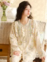 可愛いデザインの寝巻き【夏用・綿100%・花柄・長袖・ラウンドネック】（セットアップ対応）