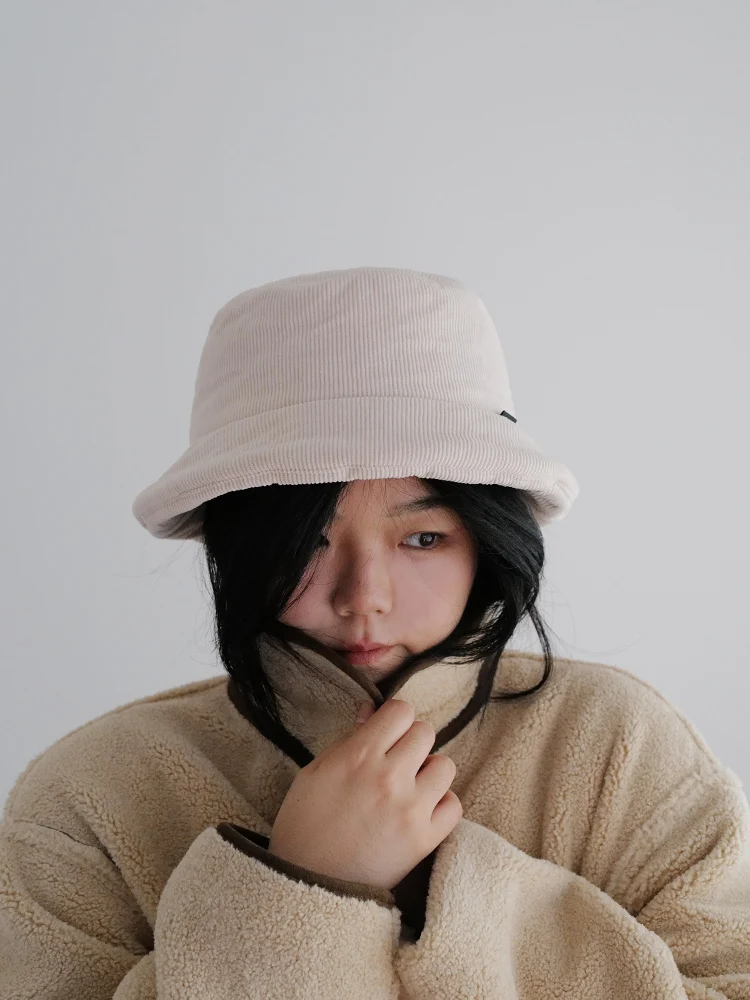 4歳 帽子 は子どもに合うのか？おばさん 帽子 と ふんわりコーデュロイ ハットの違いは？