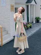 ボヘミアンスタイルの夏用女性向けオフショルダーウエストシェイプトップスとスカート（セットアップ対応）