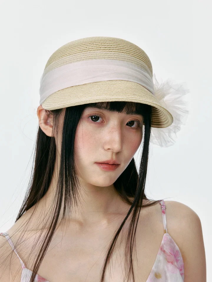 フラワーデザインの草編みキャップ【夏用・日除け・おしゃれ】