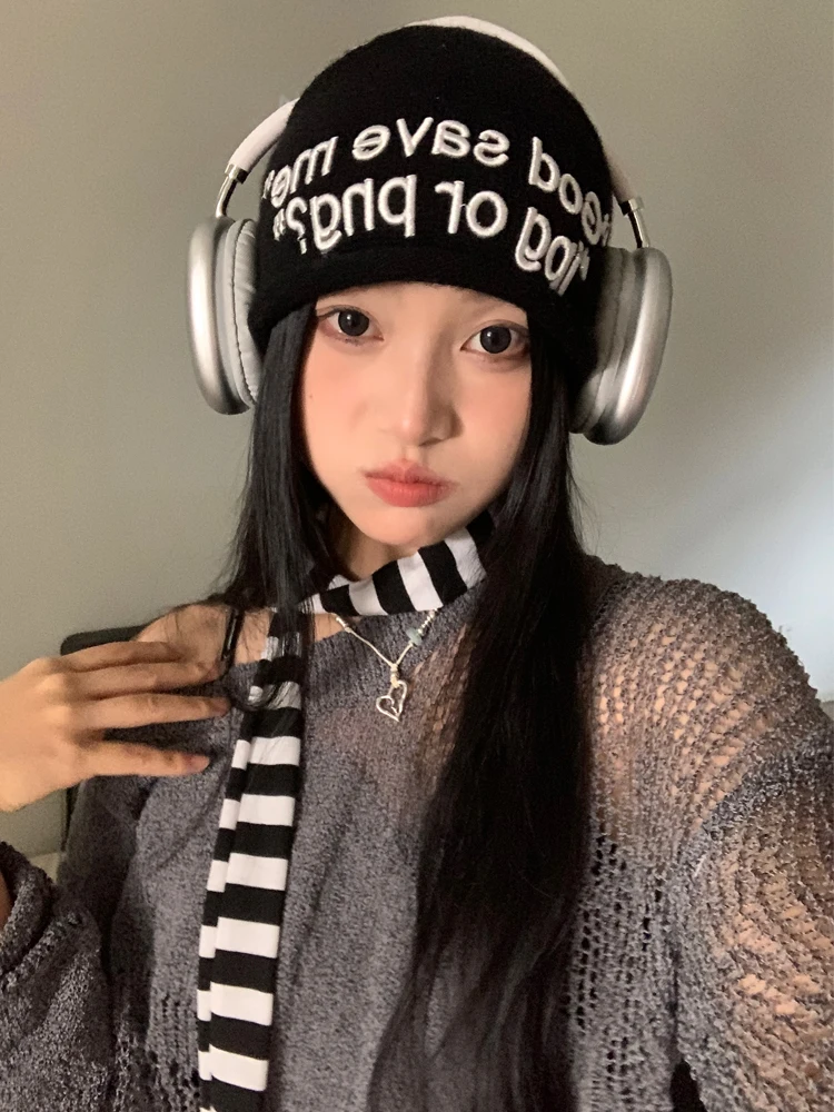 ニット帽 ロゴ 向き は本当に似合わない女に勧められるのか？
