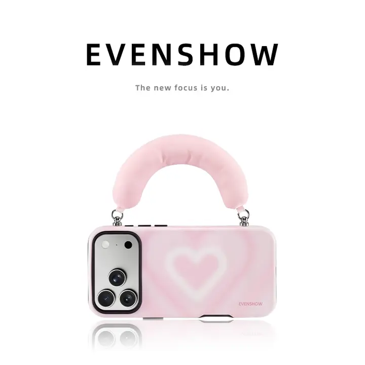 可愛らしいデザインのスマートフォンケース【ストラップ付き・iPhone対応】