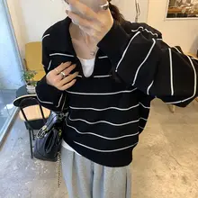 ストライプ柄の長袖ニットセーター【秋冬用・ハイネック・プレミアム感】