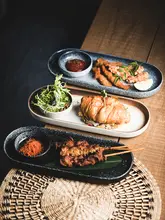 おしゃれな陶製餃子皿【楕円形・和風デザイン・高級感】