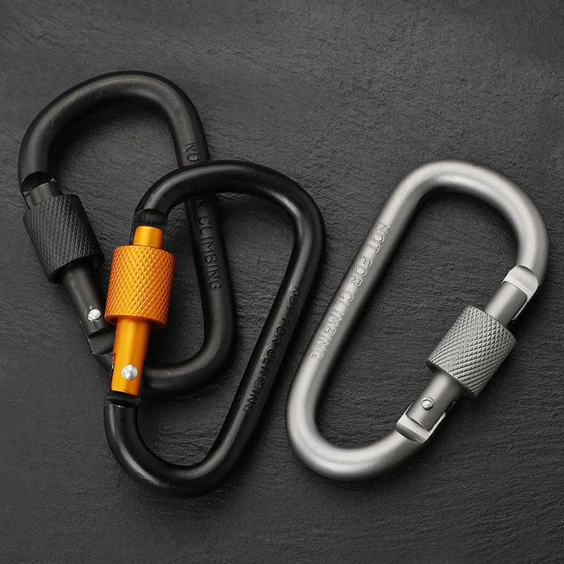 キャンプ道具を節約調達｜実際に使ってみた結果　D型フックの使い勝手と色選びの秘密