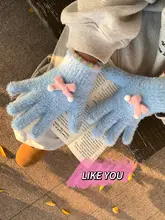 可愛らしい蝶結びデザインの冬用毛糸手袋【極上の柔らかさ・暖かい・防寒・バイカーズスタイル】