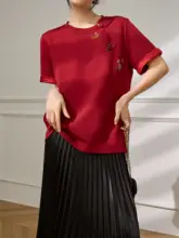 ユニークなデザイン！中華風の盤ボタン付きレッド半袖Tシャツ