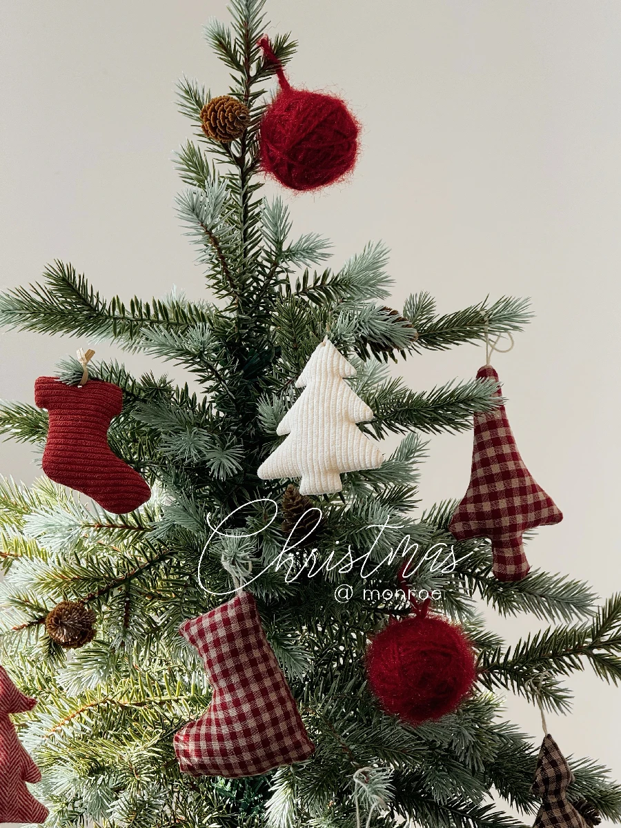 ラインクリスマス背景で悩んでいるなら、この布製掛け飾りが救う理由は？
