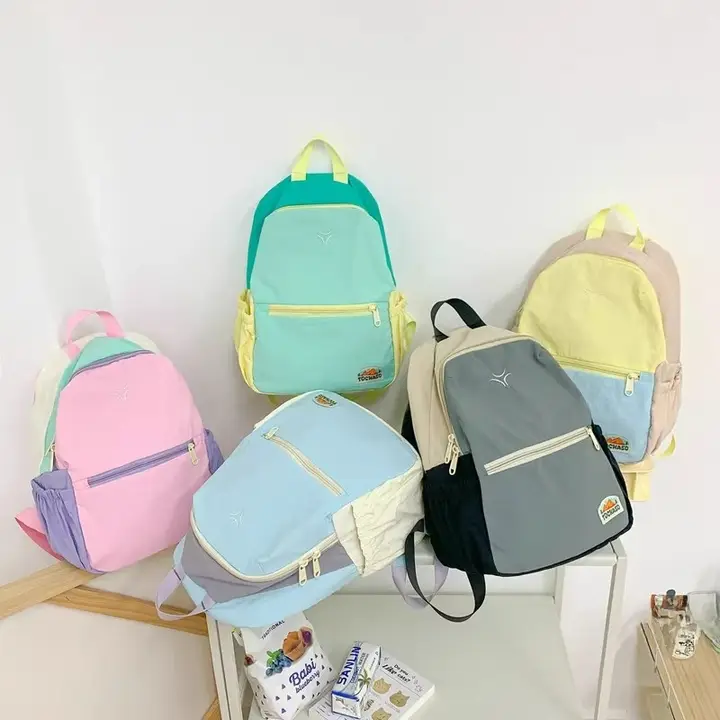 軽量で便利！子供用バックパック【カラーブロックデザイン・幼稚園・男女共用】（セットアップ対応）